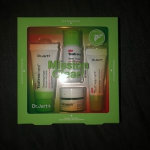 DR jart mission clear kit sealed
cicapair